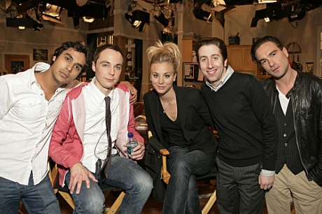  who plays Penny on the very funny The Big Bang Theory had broken her 